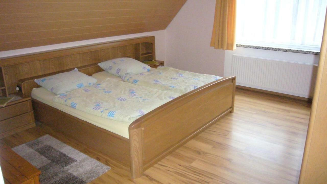 Ferienwohnungen Eichenhof Шневердинген Екстериор снимка